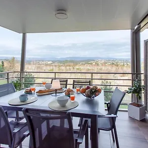 A7- 2 Bdr Sea & Mountain View - Ac, Parking, Pool & Terrace Appartement Antibes